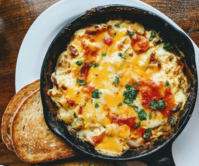 Swiss Omelette - Centinela Cafe