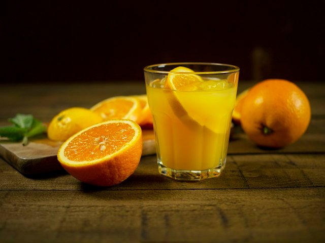 Fresh Orange Juice - Centinela Cafe